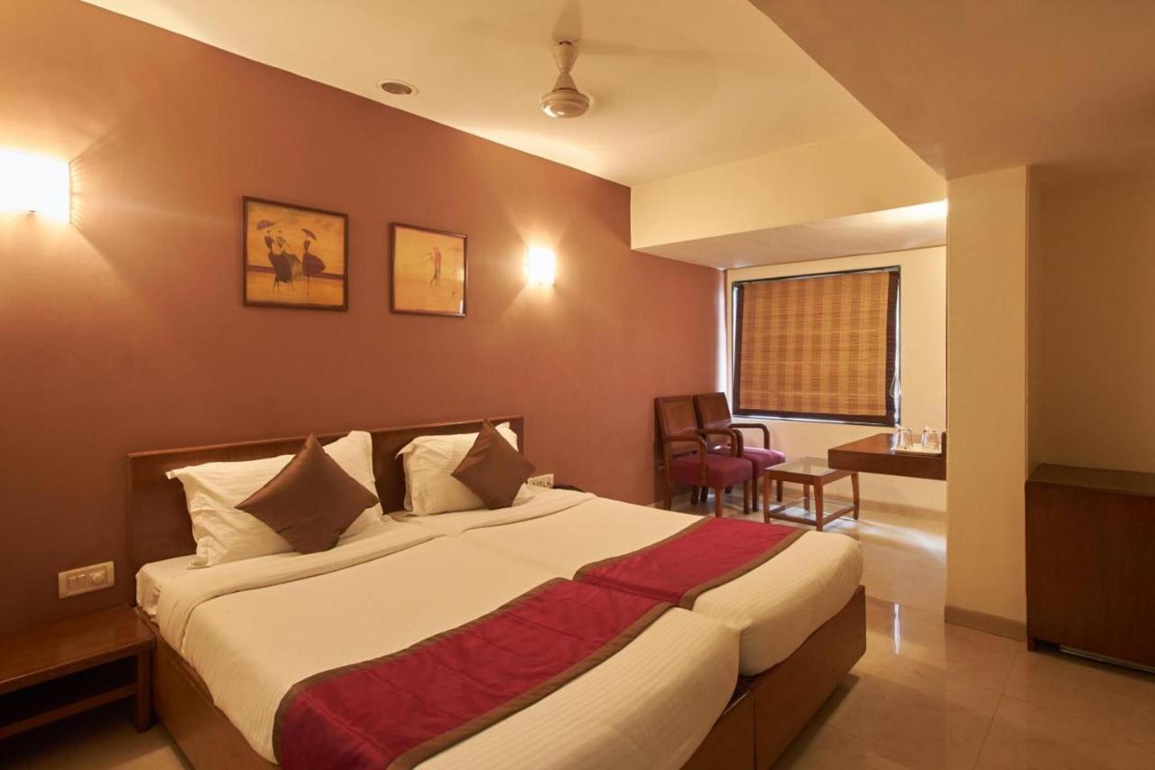 Sukh Hotel Bombay Eksteriør billede