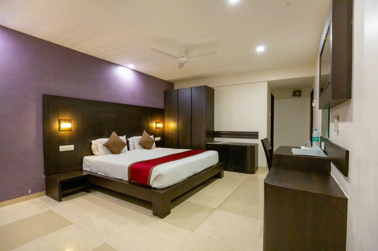 Sukh Hotel Bombay Eksteriør billede