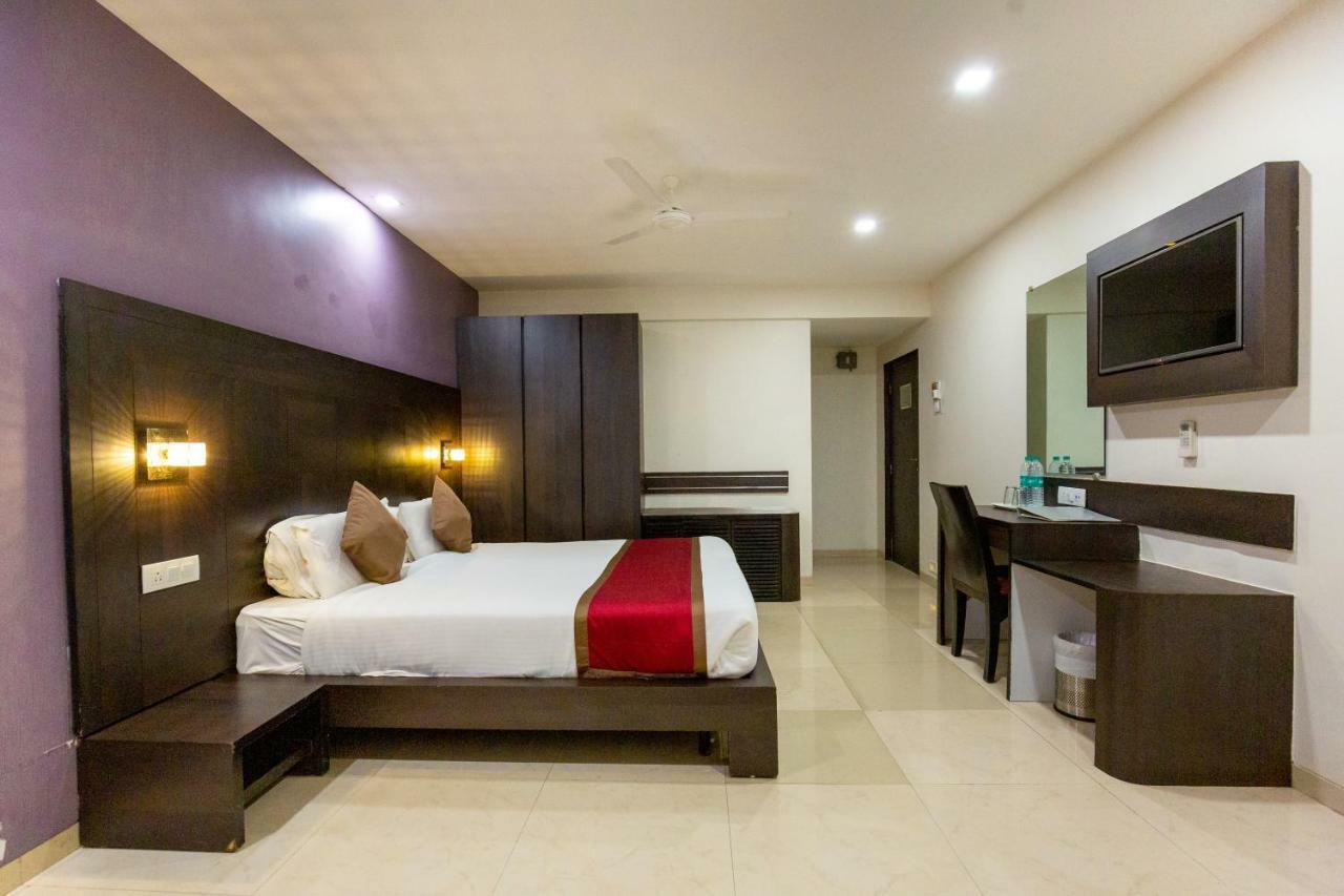 Sukh Hotel Bombay Eksteriør billede